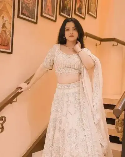Escort Tehri Garhwal